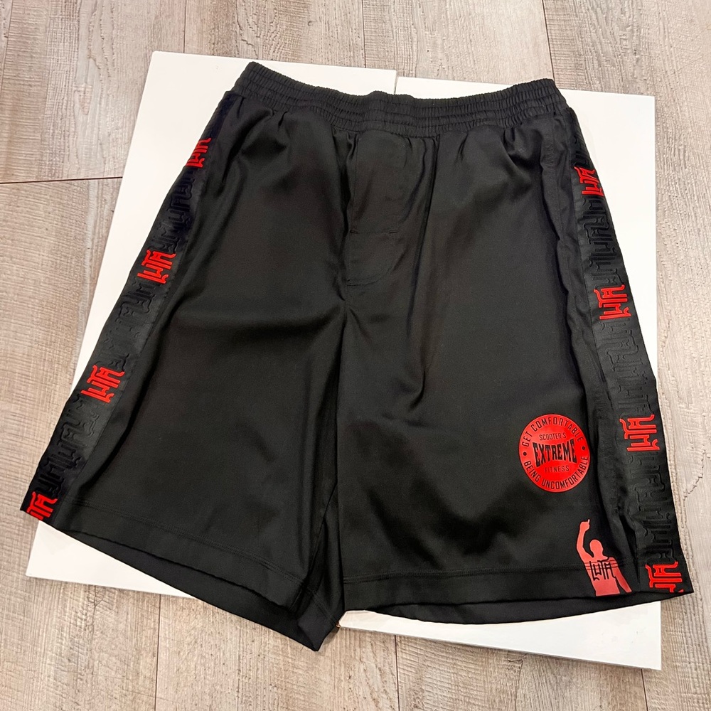LUTA Black and Red Athletic Men's Shorts - XL